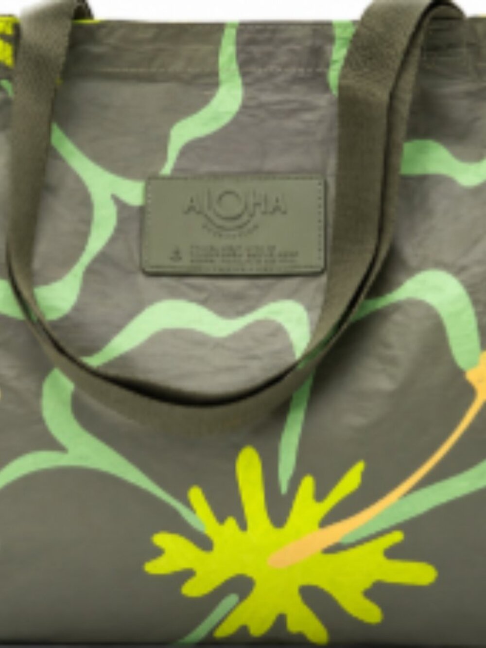 ALOHA Holo Holo Reversible Tote Pua Waikiki Olive NWT Exclusive